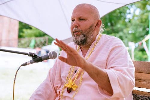 Особое положение Радхарани в отношениях с Кришной